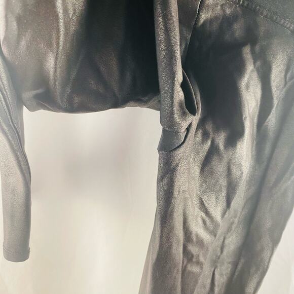 Spanx Faux Leather High Rise Leggings Size Medium Petite - Picture 6 of 6
